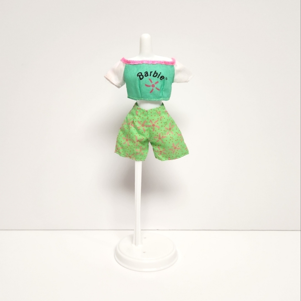 4/$20  1998 Barbie 6 Fashions Dress